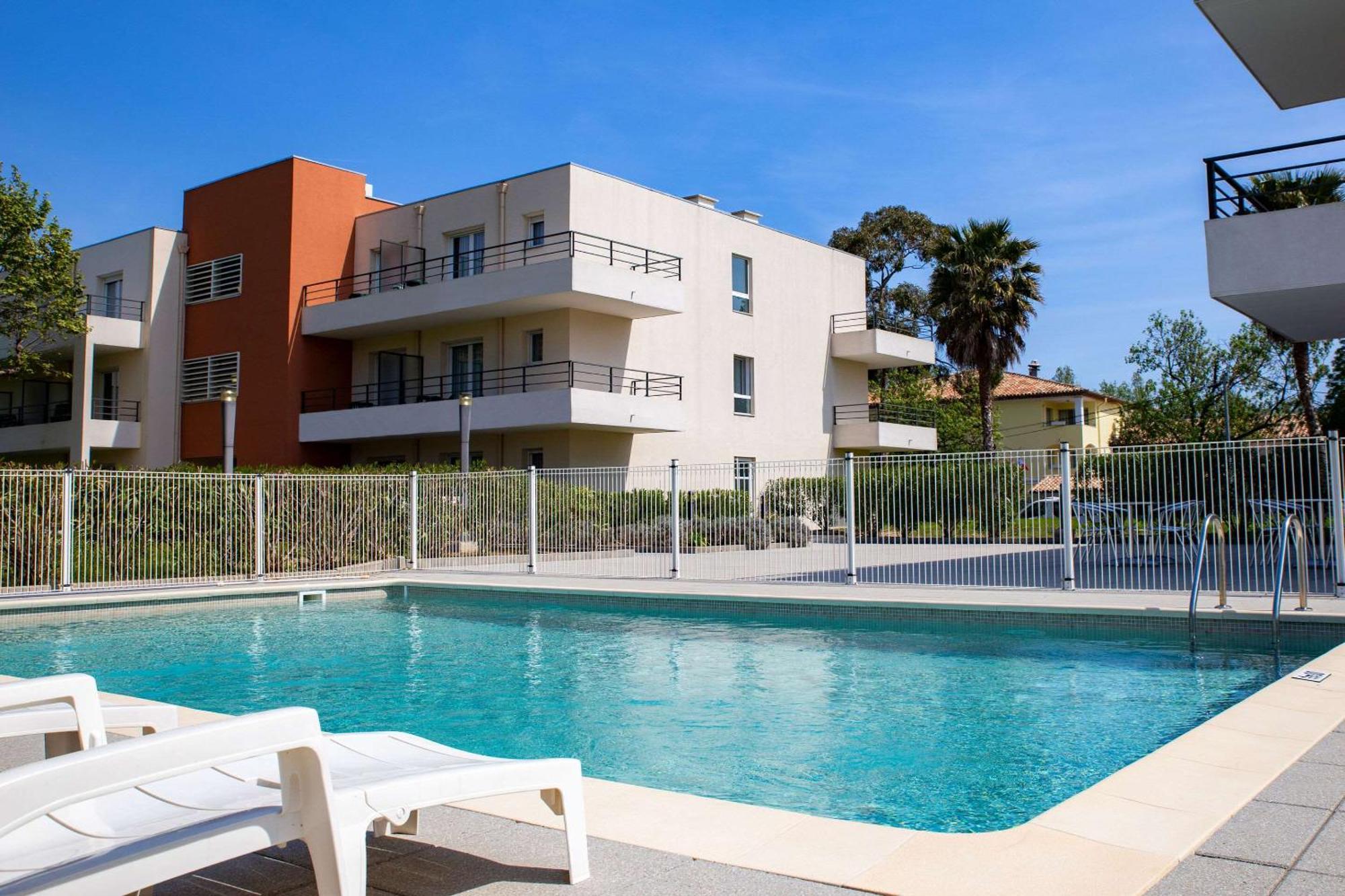 Comfort Aparthotel Cannes Mandelieu Dış mekan fotoğraf